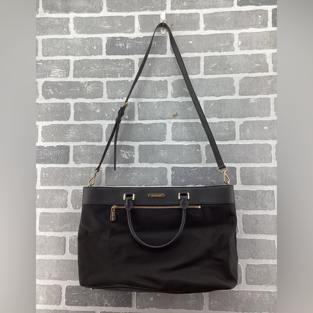 MICHAEL Michael Kors - Colgate East/West Black Nylon Leather E/W Tote Crossbody